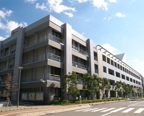 共同研究講座が開設された大阪大学基礎工学部棟（豊中キャンパス）
